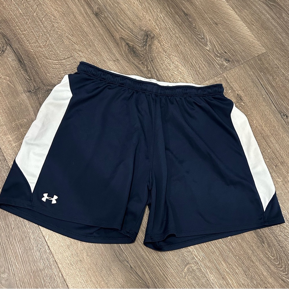 Under Armour Heat Gear Loose Fit Shorts Size Large